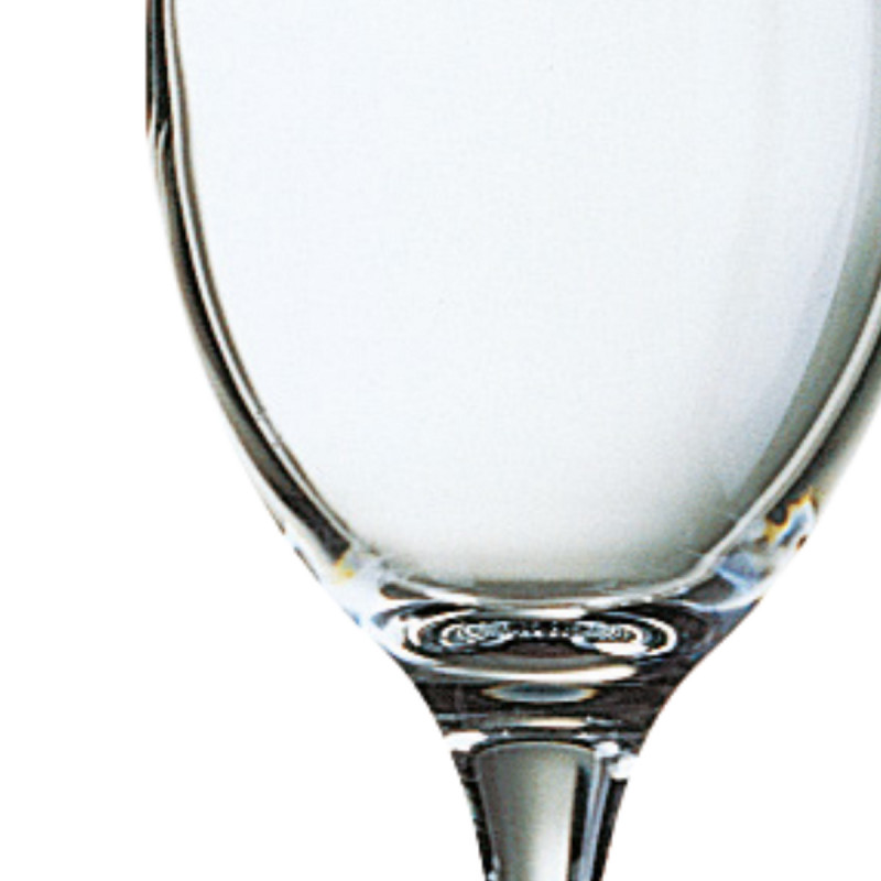 Verre à pied verre 24,5 cl Elegance Arcoroc