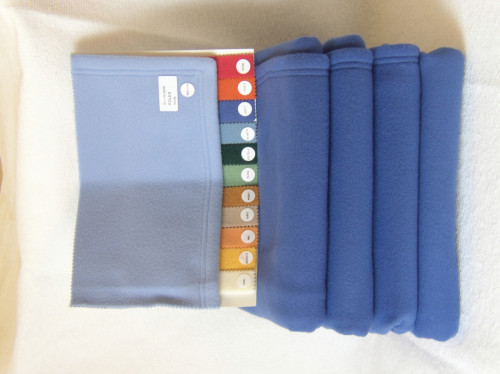 Couverture polaire panaché 240x220 cm 350 g/m² plastique Polex