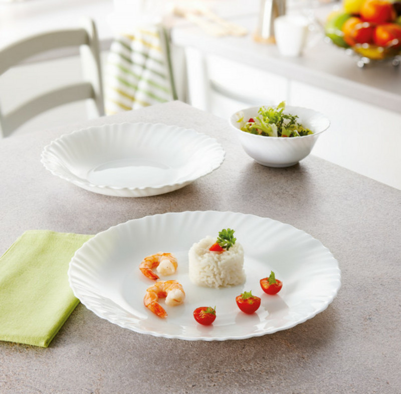 Assiette plate rond blanc verre opal Ø 23 cm Feston Luminarc