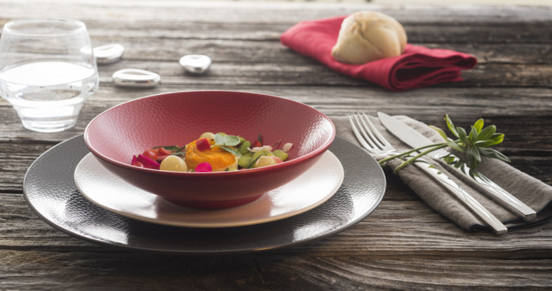Assiette coupe plate rond rouge grès émaillé Ø 27,5 cm Stone Medard De Noblat