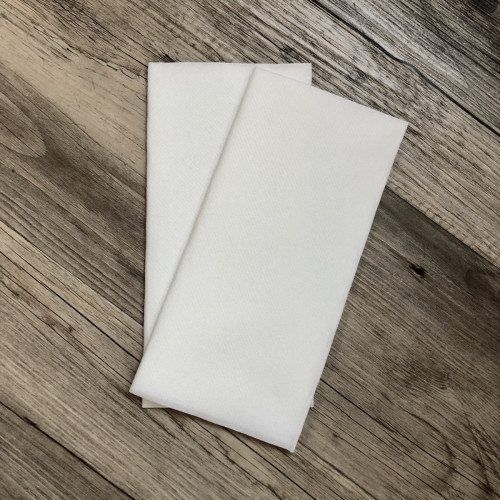 Serviettes rond blanc non tissé 40x40 cm pliée en 8 Basik Soft Essentials Collection (50 pièces)