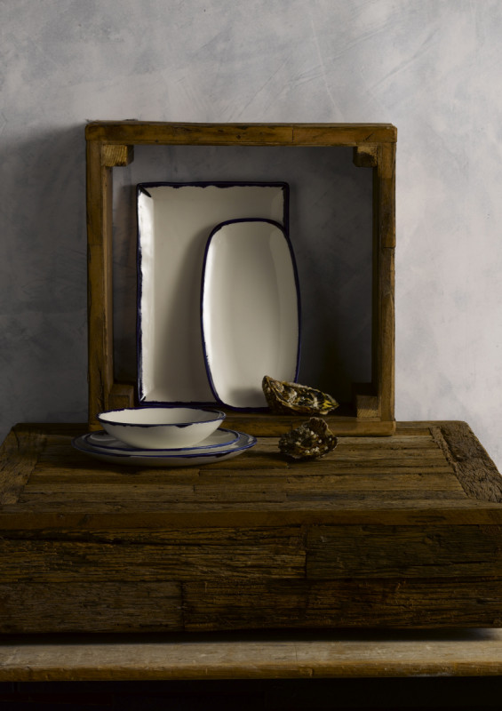 Assiette plate rectangulaire Ink porcelaine vitrifiée 35,5x18,9 cm Harvest Dudson
