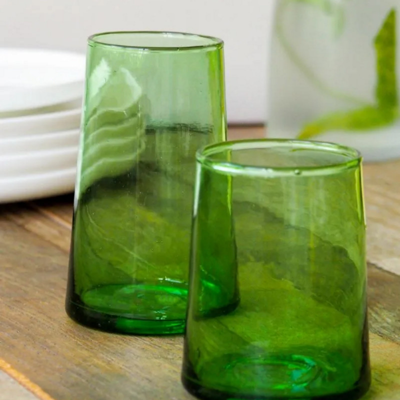 Gobelet forme haute vert verre recyclé 33 cl Lily Pro.mundi