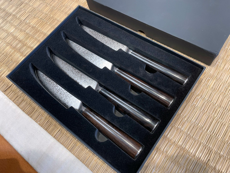 Coffret de 4 couteaux steak Damas Kasumi