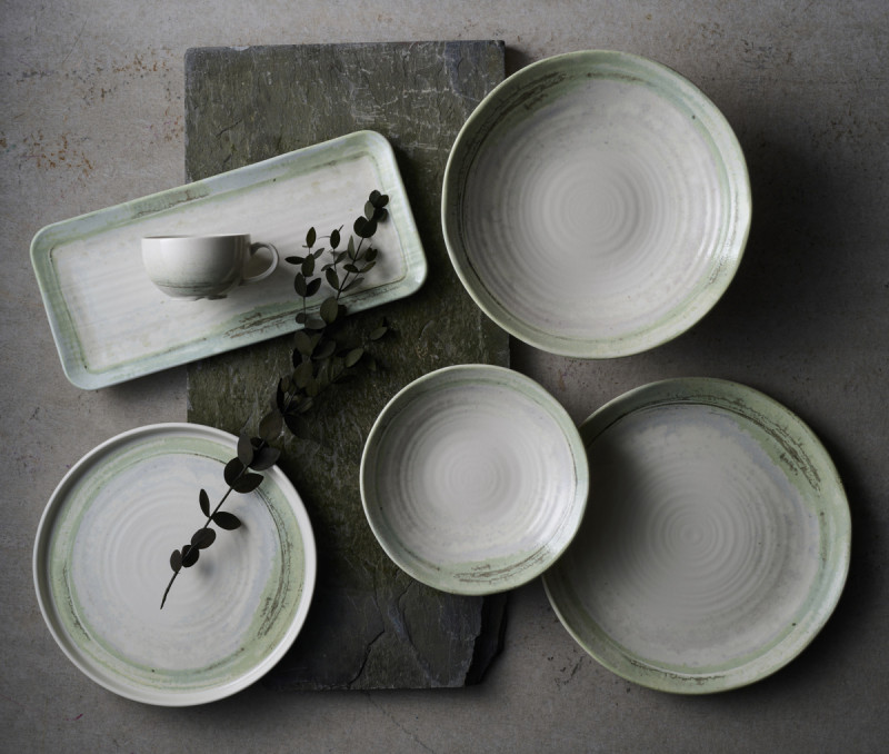 Tasse à cappuccino / thé rond vert porcelaine vitrifiée 34 cl Ø 11 cm Finca Flint Dudson